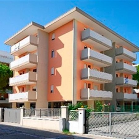Tiepolo Apartment Bibione Bagian luar foto