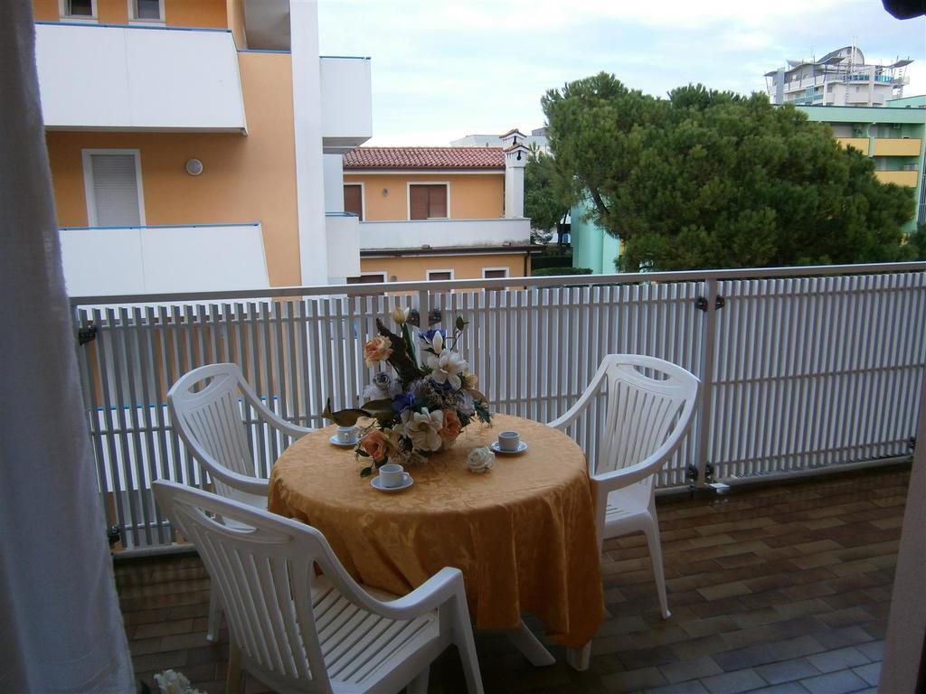 Tiepolo Apartment Bibione Bagian luar foto