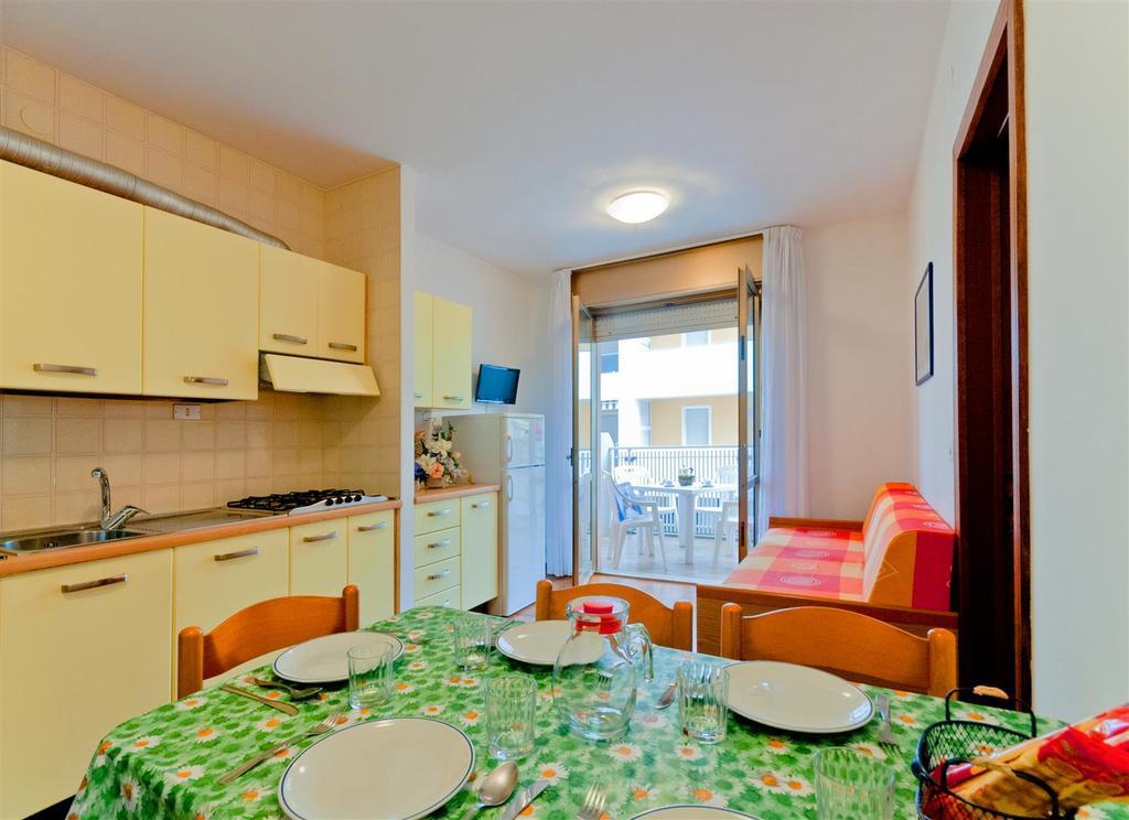 Tiepolo Apartment Bibione Bagian luar foto
